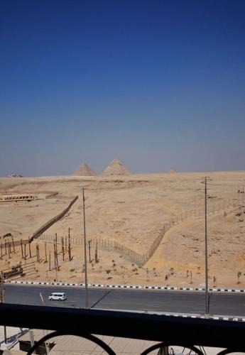 Giza Apartment | شقة فيو الاهرامات pyramids view
