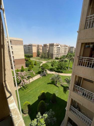Madinaty Apartment | شقه في مدينتي غرفتين و صاله مكيفه مفروشه فندقي - Fully Furnished & Air-Conditioned 2-Bedroom Apartment with Large Living Room in Madinaty - 98 sqm