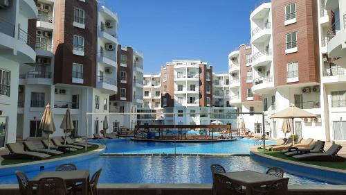 Al Ahyaa Apartment | Aqua Palms Studio A210
