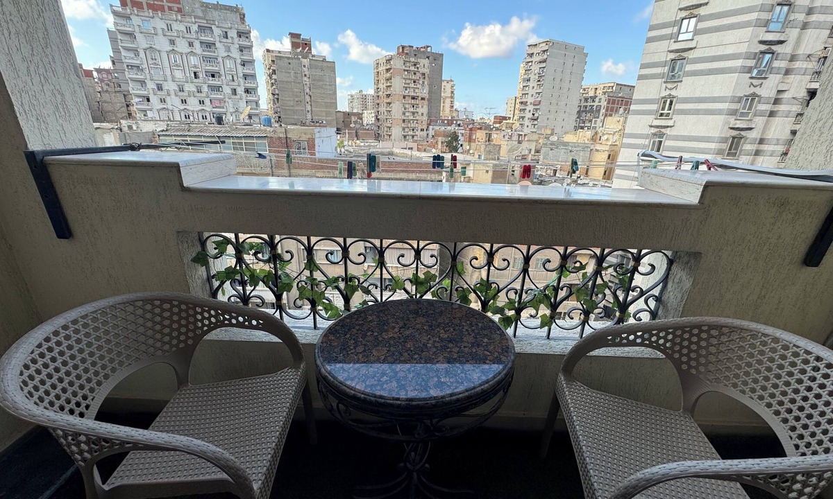 Bab Sharqi House | Charming 2-bedroom apartment with WiFi, AC in delightful Alexandria