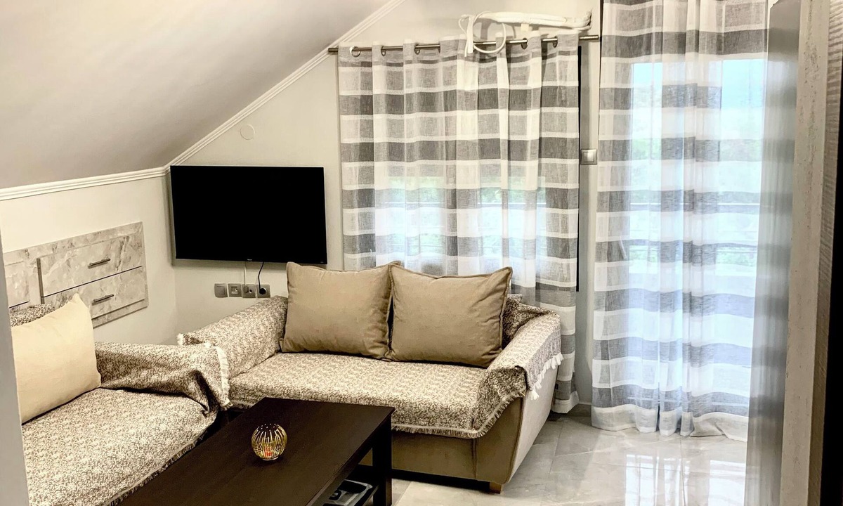 Poroi House | Coastal vista retreat