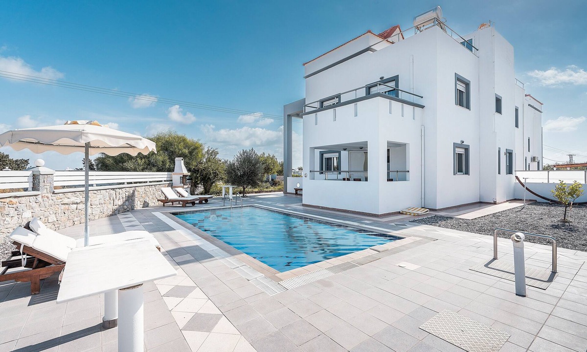 Gennadi Villa | Country House 'White Pearl' with Private Pool, Private Terrace and Wi-Fi