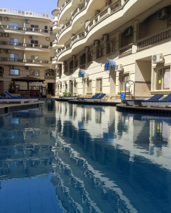 Al Ahyaa Apartment | Cozy Apartment with Pool near Beach