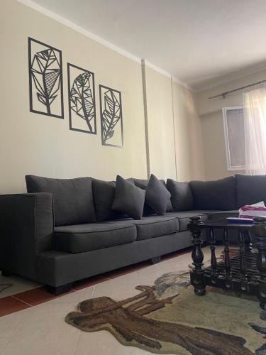 New Cairo Apartment | Cozy New Cairo Stay - Steps from garden 8