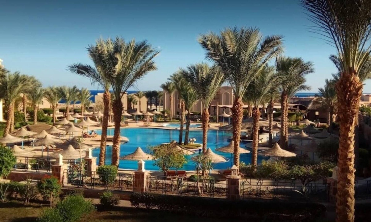 Sahl Hasheeh Apartment | Designer studio with amazing views of the Red Sea!