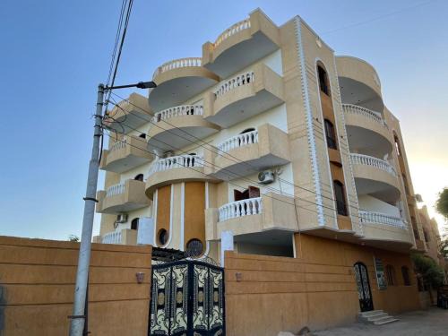 Luxor Apartment | El Hady Apartments with Swimming Pool