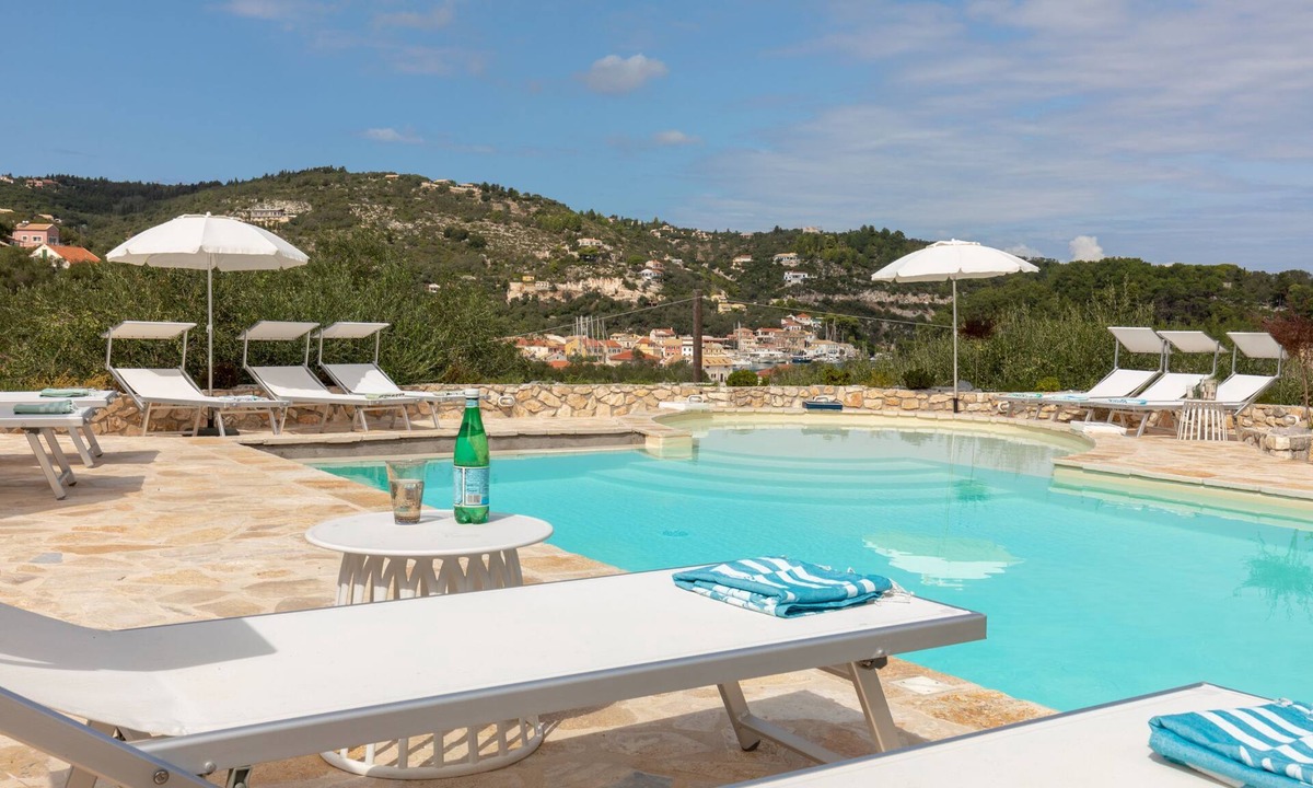 Gaios Cottage | Fede - Luxury One-Bedroom Cottage in Gaios Paxos - Danilia Luxury Cottages