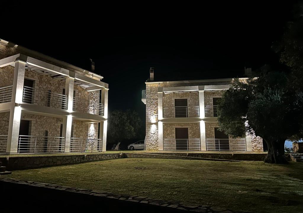 Valanidorrachi Hotel | Green Hill