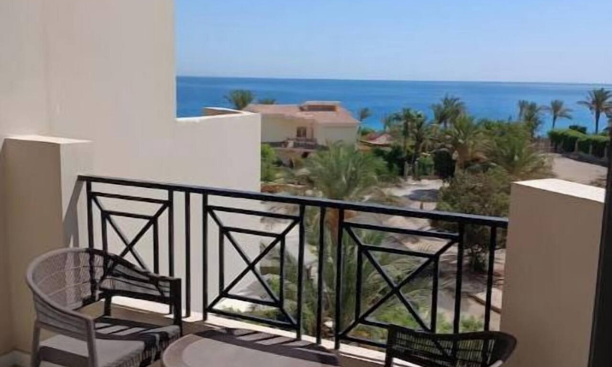 Dahar Apartment | Juliana Sea View Studio - Beach, Pool & Aqua
