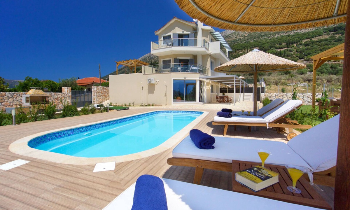 Agia Efimia Villa | 𝐊efalonia 𝐇orizon 𝐕illa 2- Amazing sea & mountain view w/private heated pool