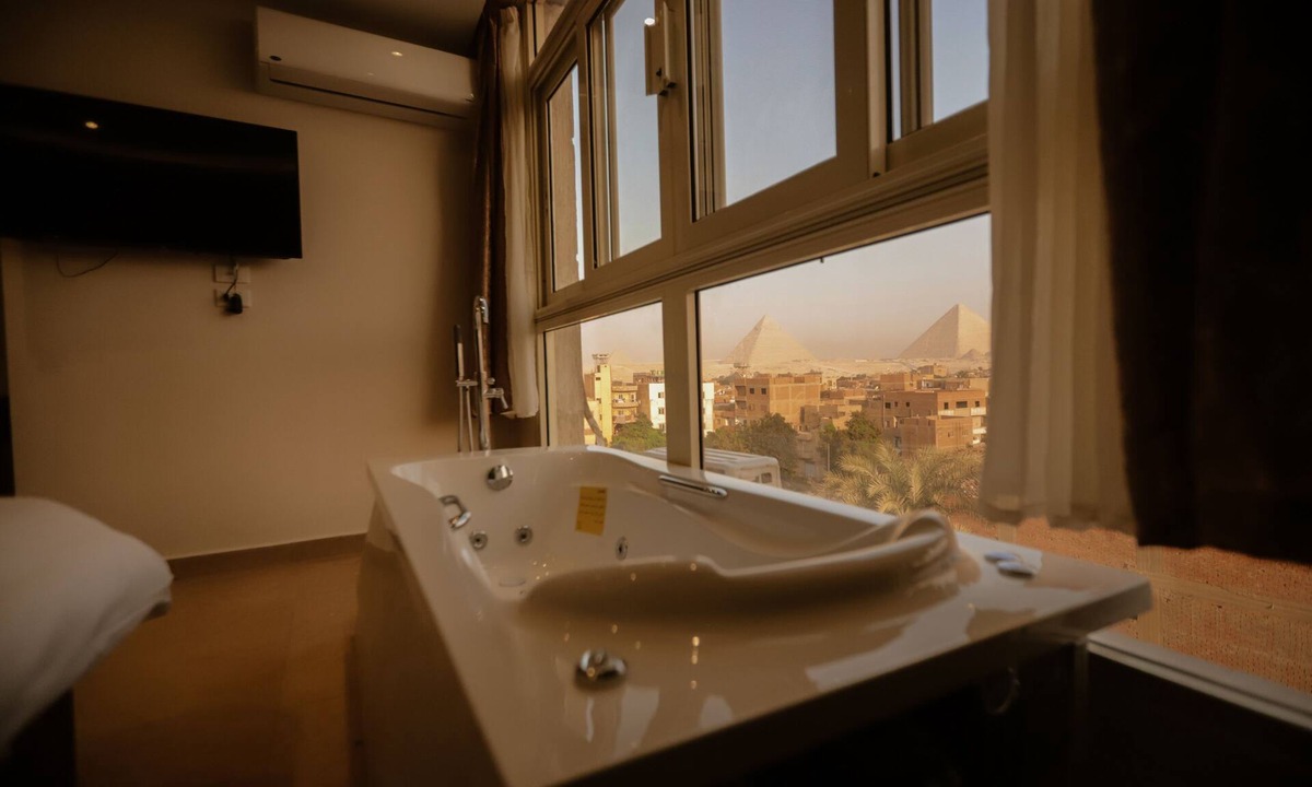 Giza House | King Khafren View INN