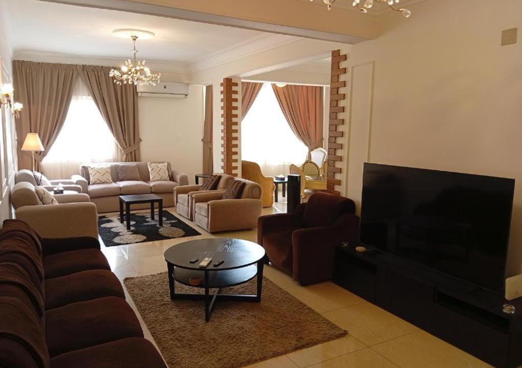 Taqseem Laselky House | Maadi Elegant Getaway - A Quiet Luxury Experience