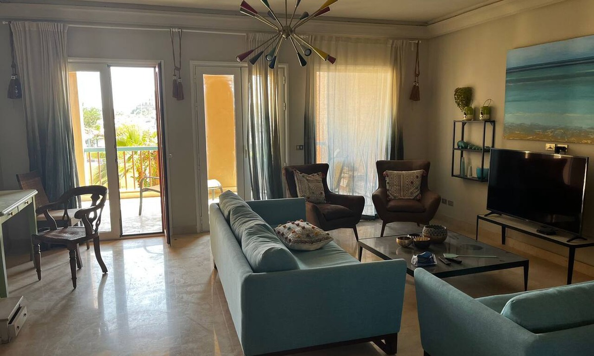 El Gouna Apartment | Modern Apartment with Marina View