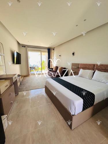 Sidi Abd El-Rahman House | Modern Cabana in Hacienda Bay, North Coast by Vagaza Hospitality