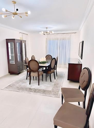 Sheikh Zayed City Apartment | Modern Flat at Shiekh Zayed