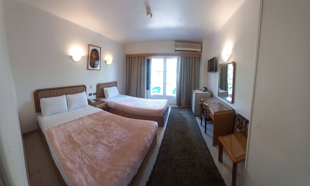 Luxor Hotel | New Pola hotel