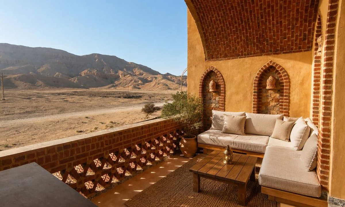 Luxor House | Prime 2027 Eclipse Spot! Oasis with Pool and Rooftop near Valley of the Queens