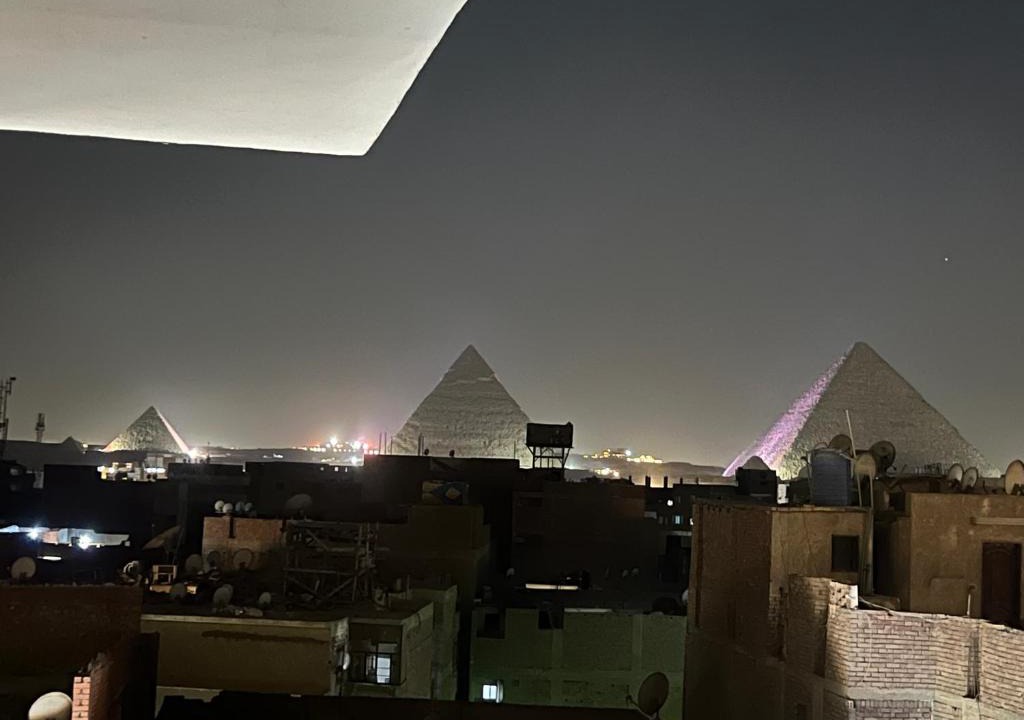 Giza Bed & Breakfast | Pyralune Hotel & Rooftop