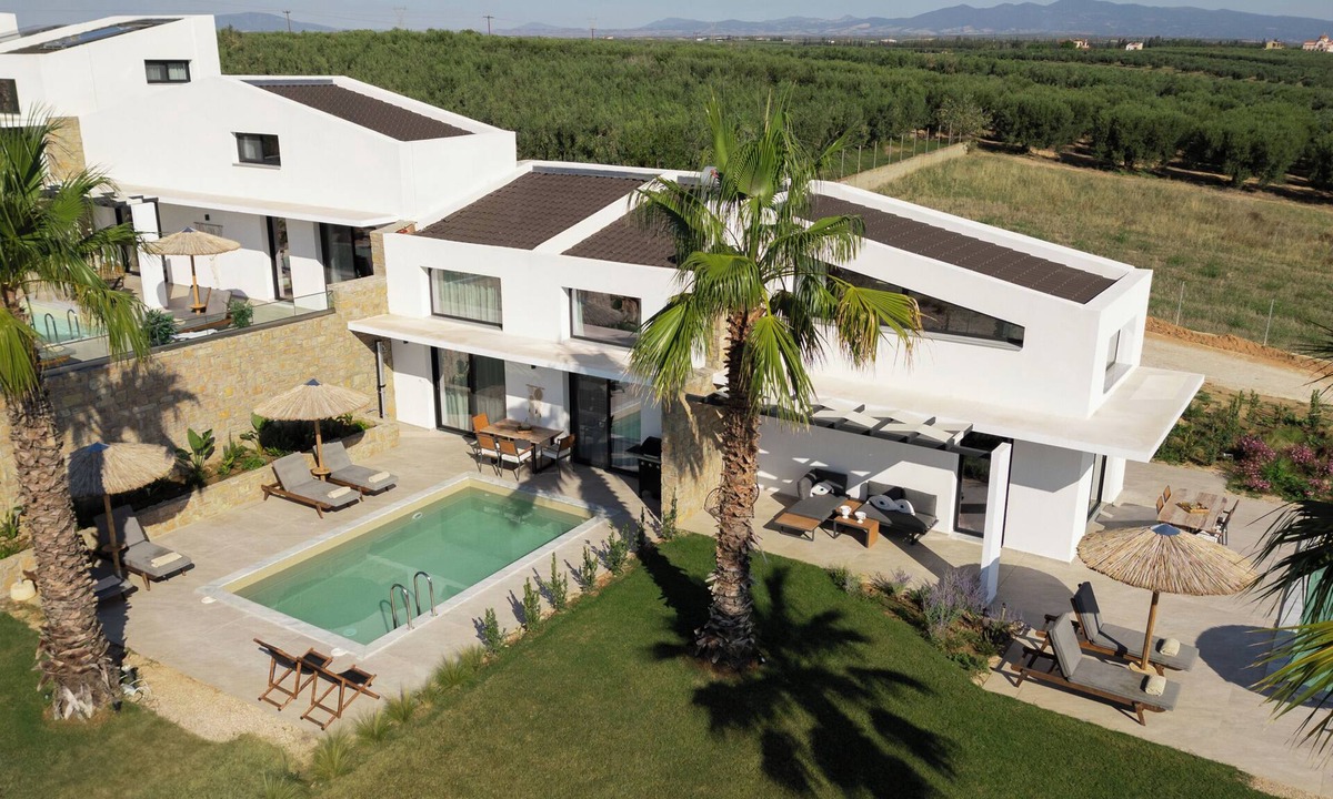 Nea Propontida Villa | Rocky Villa – 2 Bedroom Private Pool, Garden & Nature Views | Halkidiki Retreat