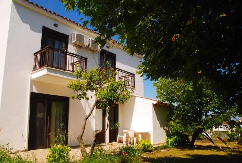 Kamariotissa Apartment | Saonisos