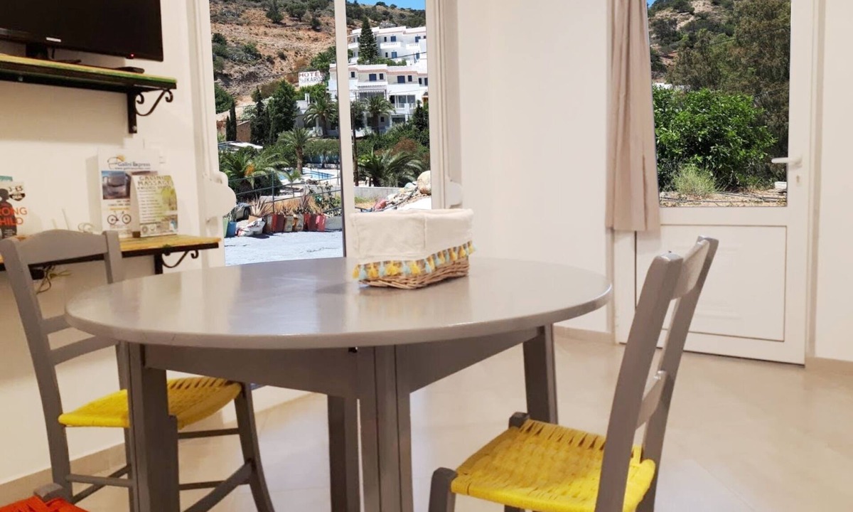 Agia Galini Apartment | Spacious apartment with mountain views, large garden and terrace. Ideal location