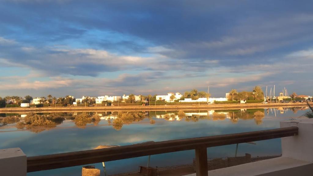 El Gouna Apartment | The White Haven - Lagoon & Sea View