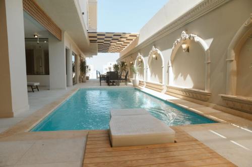 Al Mamsha El Seyahi Hotel | TK Royal & Spa
