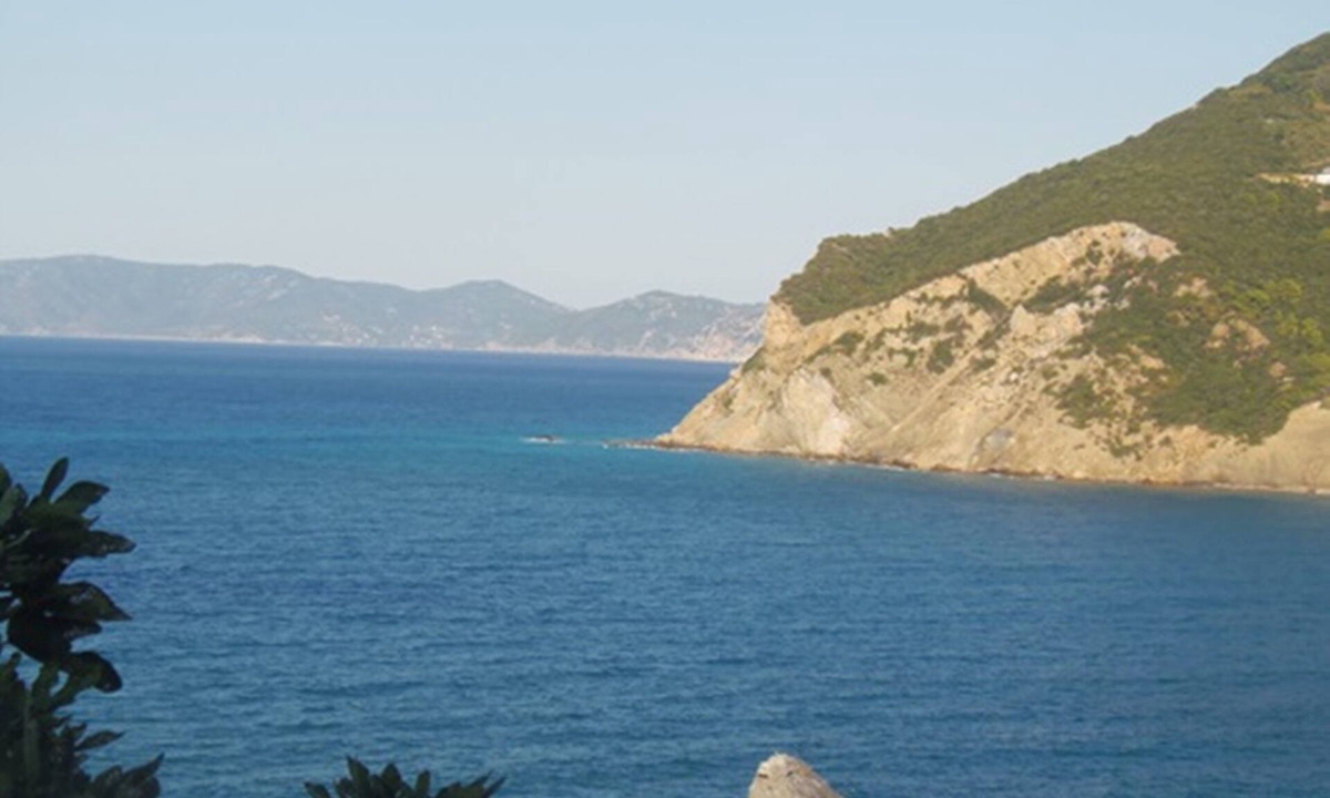 Skopelos Town Apartment | Where the sea meets the sky 4 , studiosmilos-skopelos