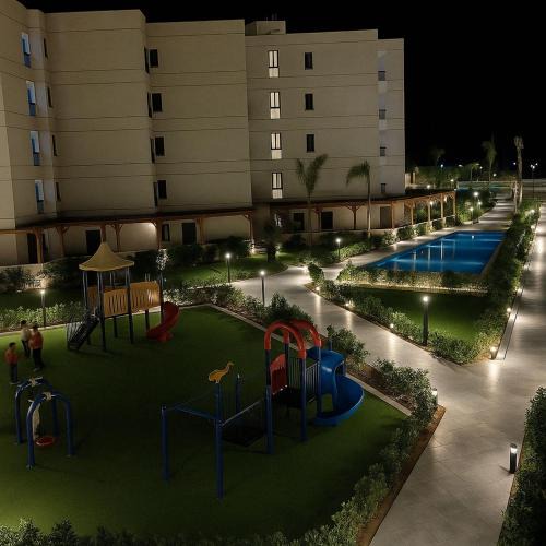 Al-Manasrah Ski Chalet | Your Perfect Family Getaway by the Sea