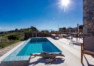 260 m² Villa ∙ 3 bedrooms ∙ 6 guests in Neapoli