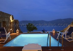 Panormos bay House, private pool in mykonos