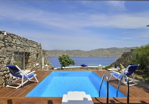 Panormos bay House, private pool in mykonos
