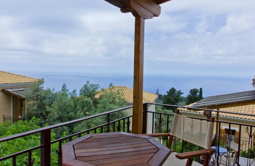 Athani House | Διαμέρισμα 4 ατόμων-Cozy Family apartment close to the most beautiful beaches