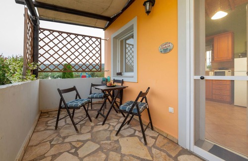 Gythio Villa | Μαργαρίτα/Margarita near to sea with heating pool