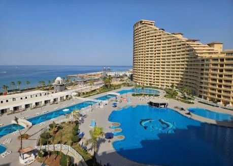 Ras Sudar Apartment | أبراج بورتو السخنة