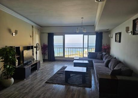 Ras Sudar Apartment | أبراج بورتو السخنة