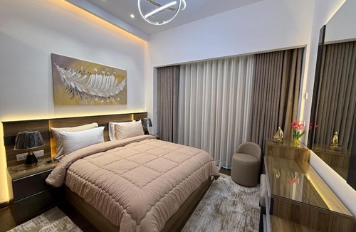 Marina El Alamein Apartment | ابراج العالمين الشاطئيه شقه فندقيه فاخره 2 غرفه نوم