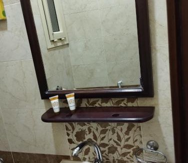 Damietta Hotel | جراند اوتيل وعمر الخيام