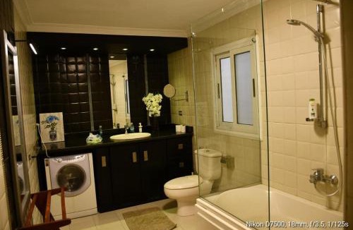 Shurtah al-Dakhlah Apartment | راحة وأناقة في شقة 3 غرف بالزمالك