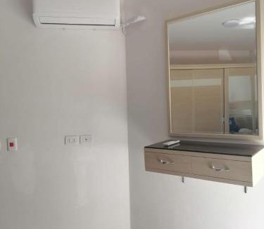 Al-Manasrah Apartment | شالية فندقي غرفة ورسيبشن وحمام ومطبخ مكيف بالكامل بورتو سعيد Porto Said