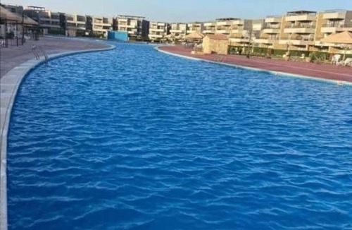 Ain Sokhna Ski Chalet | شاليه للايجار عائلات فقط مكيف بالكامل قرية بلومار السخنة العين السخنة Family Only Luxury Chalet - Fully Air Conditioned - Blumar El Sokhna