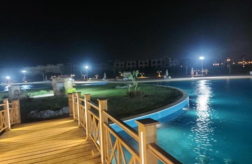 Ain Sokhna Ski Chalet | شاليه للايجار عائلات فقط مكيف بالكامل قرية بلومار السخنة العين السخنة Family Only Luxury Chalet - Fully Air Conditioned - Blumar El Sokhna