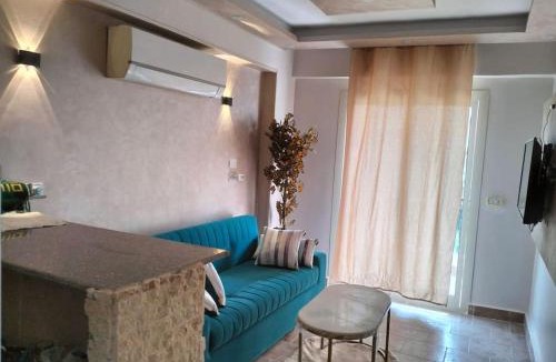 Ataqah Ski Chalet | شاليه مميز يطل عالبسين والبحر للعائلات فقط اسره