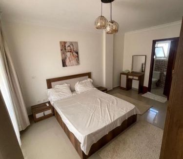 Madinaty Apartment | شقه في مدينتي غرفتين و صاله مكيفه مفروشه فندقي - Fully Furnished & Air-Conditioned 2-Bedroom Apartment with Large Living Room in Madinaty - 98 sqm