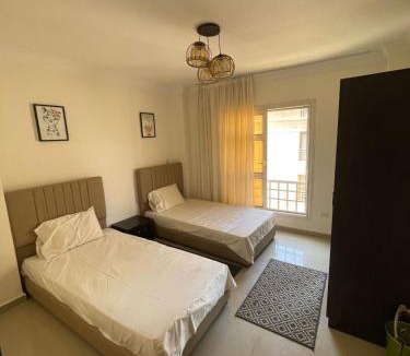 Madinaty Apartment | شقه في مدينتي غرفتين و صاله مكيفه مفروشه فندقي - Fully Furnished & Air-Conditioned 2-Bedroom Apartment with Large Living Room in Madinaty - 98 sqm