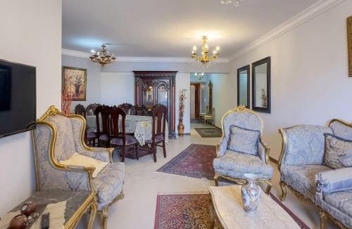 Bab Sharqi Apartment | شقه مفروشه مكيفه فاخره