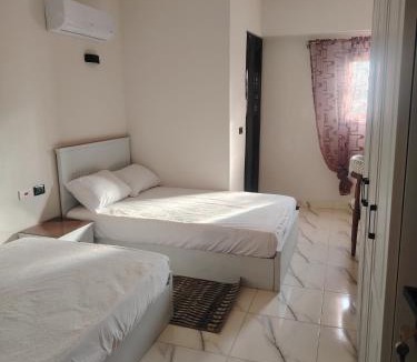 Old Cairo Apartment | غرف تلال الفسطاط