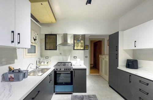 Heliopolis Apartment | 1406. Elegant 2BR Apt | Sun Terrace | Ensuite