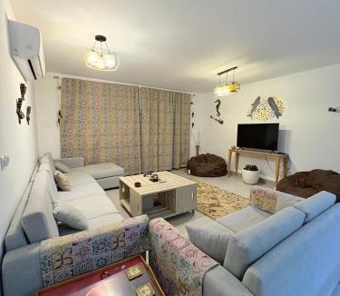 Shurtah al-Dakhlah House | 2 bedrooms for rent in marassi