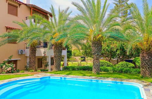 Karteros Villa | 220 m² Villa ∙ 5 bedrooms ∙ 11 guests